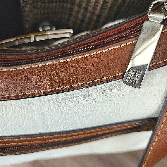 Chaps Ralph Lauren Leather Crossbody & Shoulder Western Preppy Boho White Tan - Picture 6 of 7